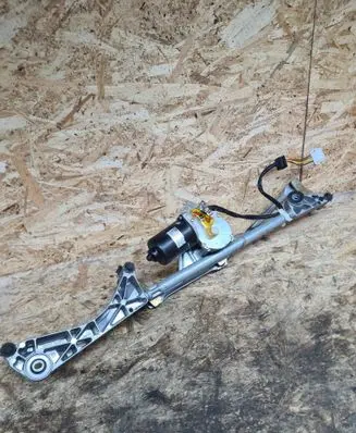 Mercedes-Benz C W203 Front wiper linkage and motor A2038200342 404518 3163C