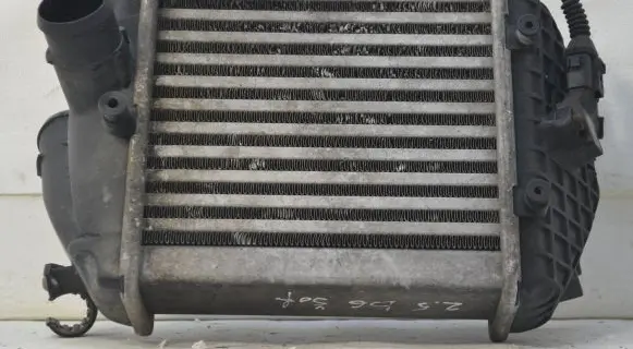 Audi A4 S4 B6 8E 8H Intercooler radiator 8E0145805E