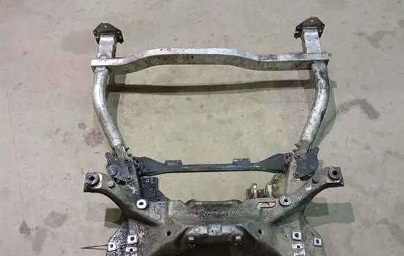 Peugeot 407 Front subframe 