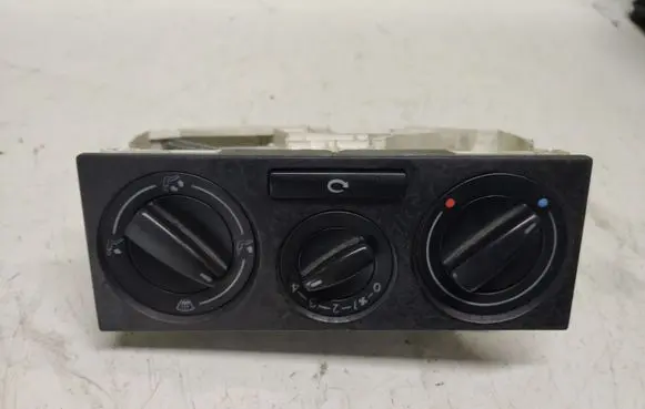 Volkswagen Golf IV Climate control unit 1J0819045F