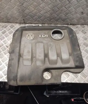 Volkswagen Touran I Engine cover (trim) 03g103925b