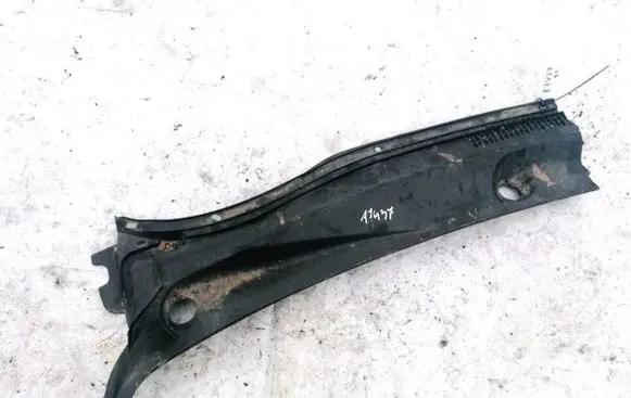 Toyota Avensis T250 Wiper trim 5578205030 55782-05030