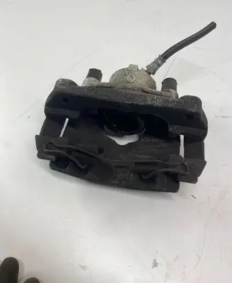 Dacia Duster II Front brake caliper