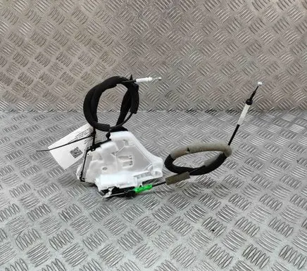 Nissan Qashqai J12 Coupe door lock (next to the handle) 805016UE0A