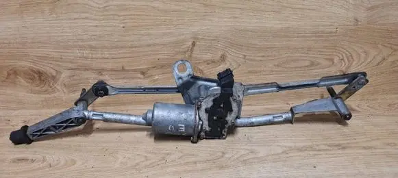 Volvo S80 Front wiper linkage and motor 9171899