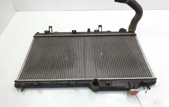 Subaru Impreza IV Coolant radiator 2015 BENZYNA