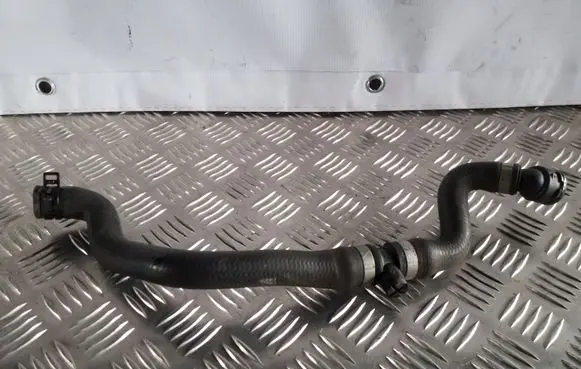 BMW X3 E83 Engine coolant pipe/hose