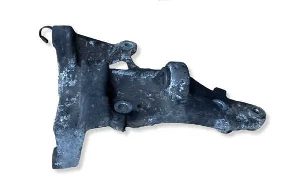 Ford C-MAX II Generator/alternator bracket 9653249480