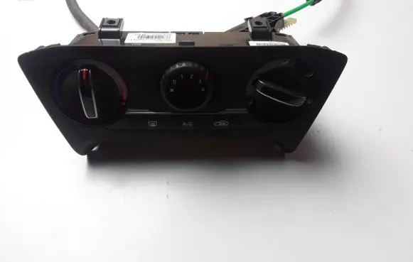 Hyundai i20 (GB IB) Air conditioner control unit module 97250C8110