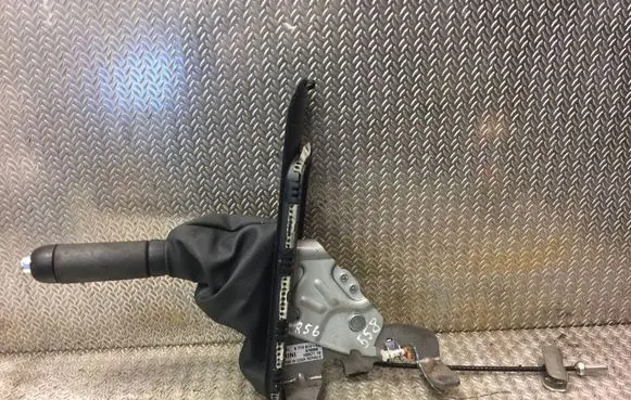 Mini One - Cooper Coupe R56 Hand brake release handle 6774814