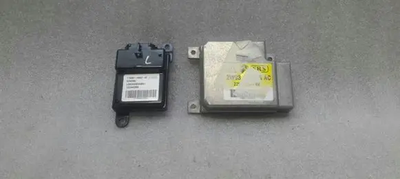 Jaguar XJ X350 Airbag control unit/module 2W9319G275AC
