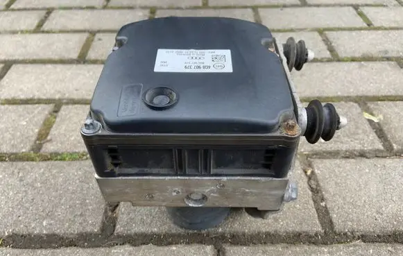Audi A6 S6 C7 4G ABS Pump 4G0907379 4G0614517