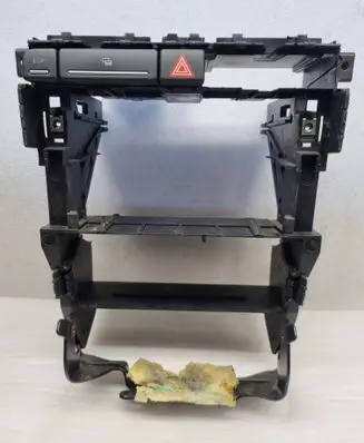 Audi A4 S4 B7 8E 8H Radio/GPS head unit trim 8E0858005F