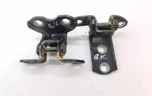 Toyota RAV 4 (XA30) Rear door hinge set 
