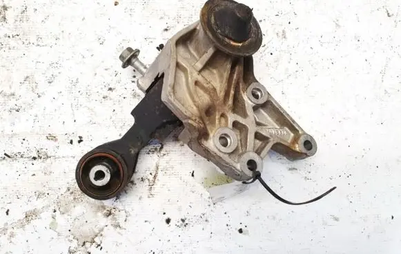 Citroen C5 Engine mount bracket 96451611