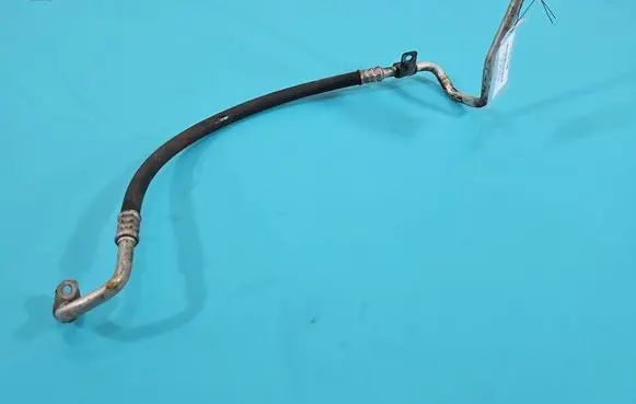 Air conditioning (A/C) pipe/hose