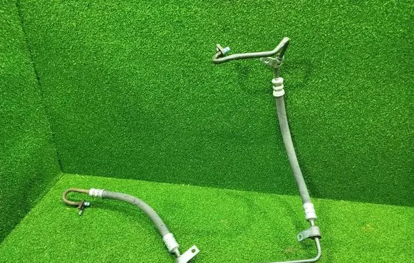 Opel Vivaro Power steering hose/pipe/line 497209687R 93868482