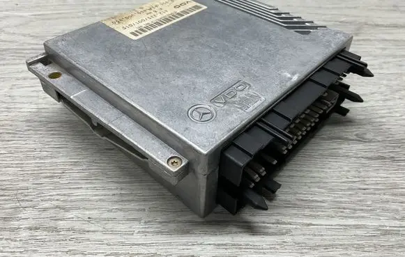 Mercedes-Benz S W140 Engine control unit/module ECU 1405453232 A1405453232