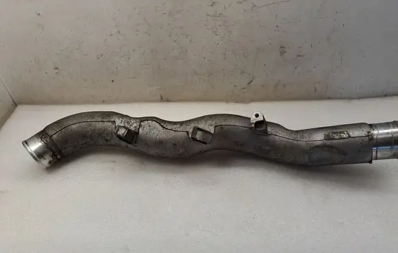 Toyota Avensis T270 Intercooler hose/pipe 1736126050