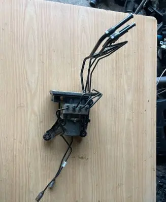 BMW 5 G30 G31 G38 ABS Pump 6892279 54087974A