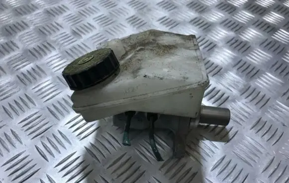 Peugeot 206 Master brake cylinder 03350884271 033508-84271