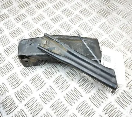 Mitsubishi L200 Front bumper mounting bracket 6400G178