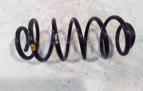 Toyota Yaris Rear coil spring