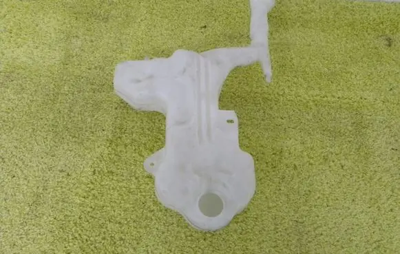 Ford Fiesta Windshield washer fluid reservoir/tank