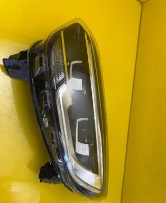 Renault Kadjar Headlight/headlamp 260603525R