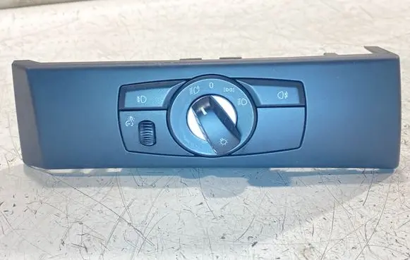 BMW 5 E60 E61 Light switch 6988565 3329520 022502
