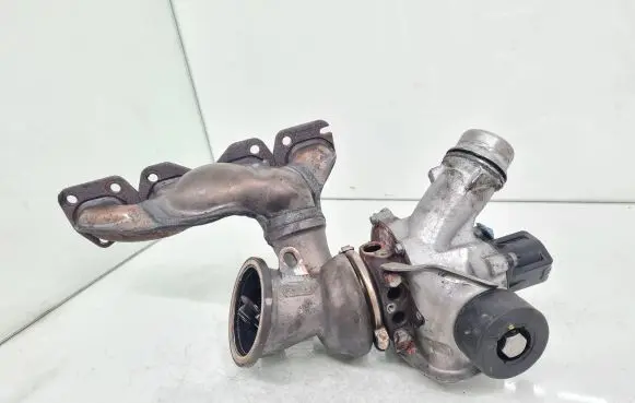 BMW 3 F30 F35 F31 Turbo 7643719 MGT1549ZDL 7561030008