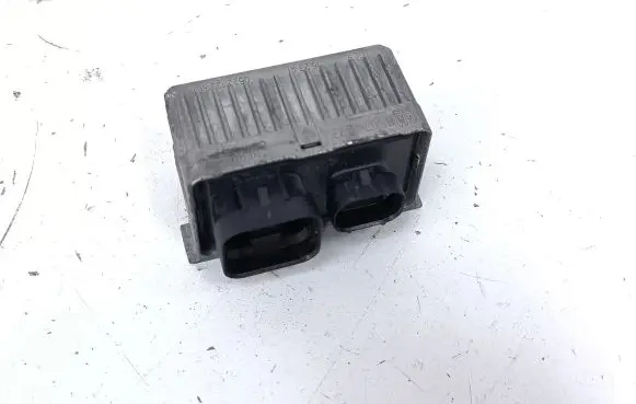 Glow plug pre-heat relay
