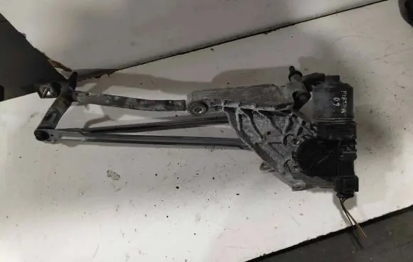 Ford Fiesta Front wiper linkage and motor 8A6117B571AB 1005192 0390241574