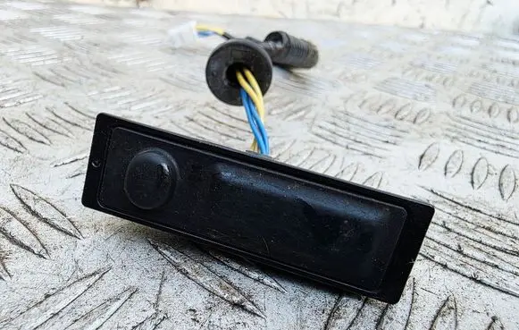 Infiniti QX60 L50 Tailgate opening switch 