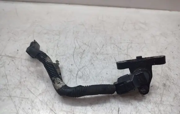 Volvo XC90 Crankshaft position sensor 30637803