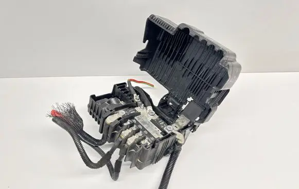 Positive wiring loom