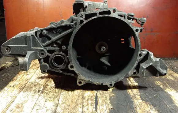 Chrysler Sebring (JS) Manual 5 speed gearbox