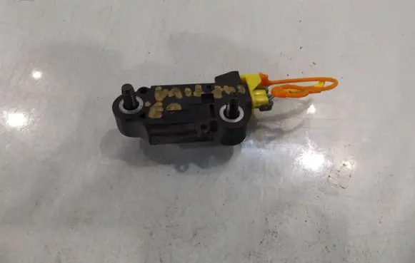 Chevrolet Captiva Airbag deployment crash/impact sensor 96631484