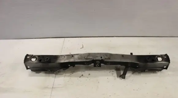 Radiator support slam panel bracket