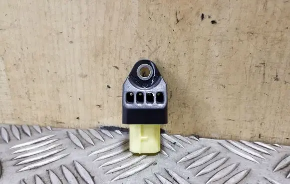 Subaru Outback Airbag deployment crash/impact sensor 98237AJ000