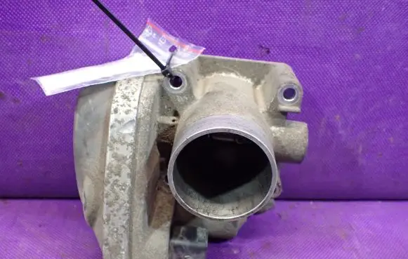 Skoda Fabia Mk1 (6Y) Throttle body valve 036133062N