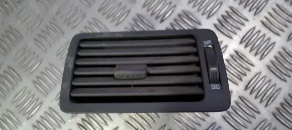 Renault Scenic I Dashboard side air vent grill/cover trim 3409378