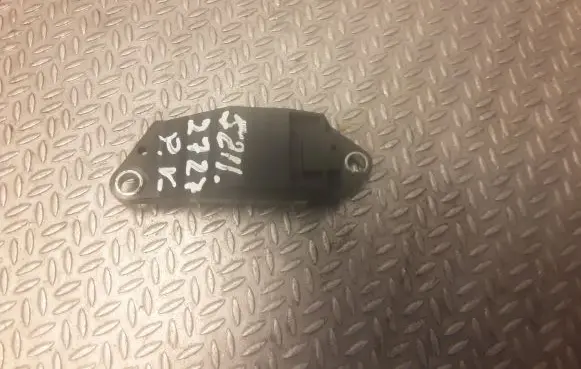 Mercedes-Benz E W211 Airbag deployment crash/impact sensor 0018209326