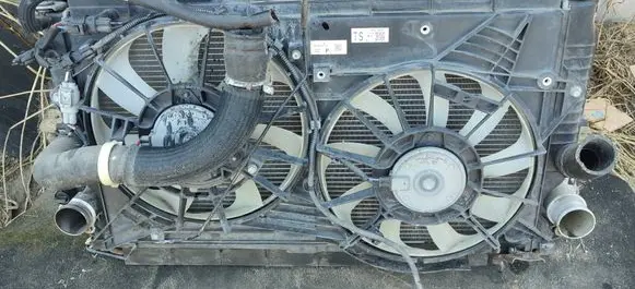 Toyota Avensis T270 Radiator set 