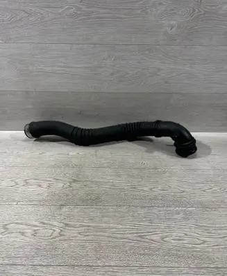 BMW X1 E84 Intercooler hose/pipe 7607941 300305 11564310