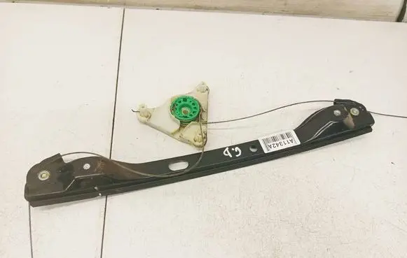 Volkswagen PASSAT B6 Sliding door window regulator with motor 980880101