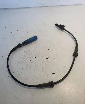 BMW 5 E39 ABS brake wheel speed sensor 6908705
