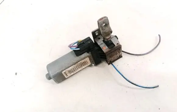 Volvo S40 Seat adjustment motor 988582103 D331000 988582103D331000