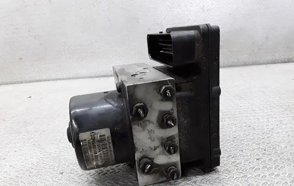 Mercedes-Benz C W203 ABS Pump 0345457732 00009545E0