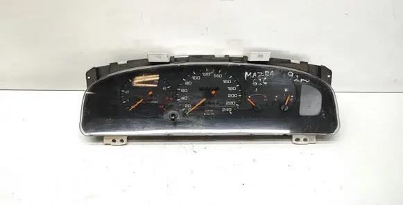 Mazda 626 Speedometer (instrument cluster) GA5RB